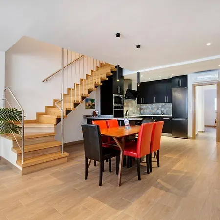 Apartment Falco 2